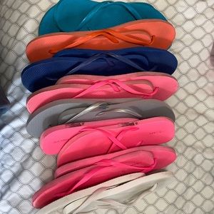 Old Navy flip flops
